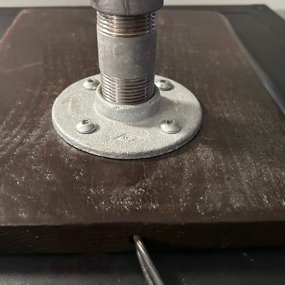 Gas Pump light      Unique - Picture 5 of 6